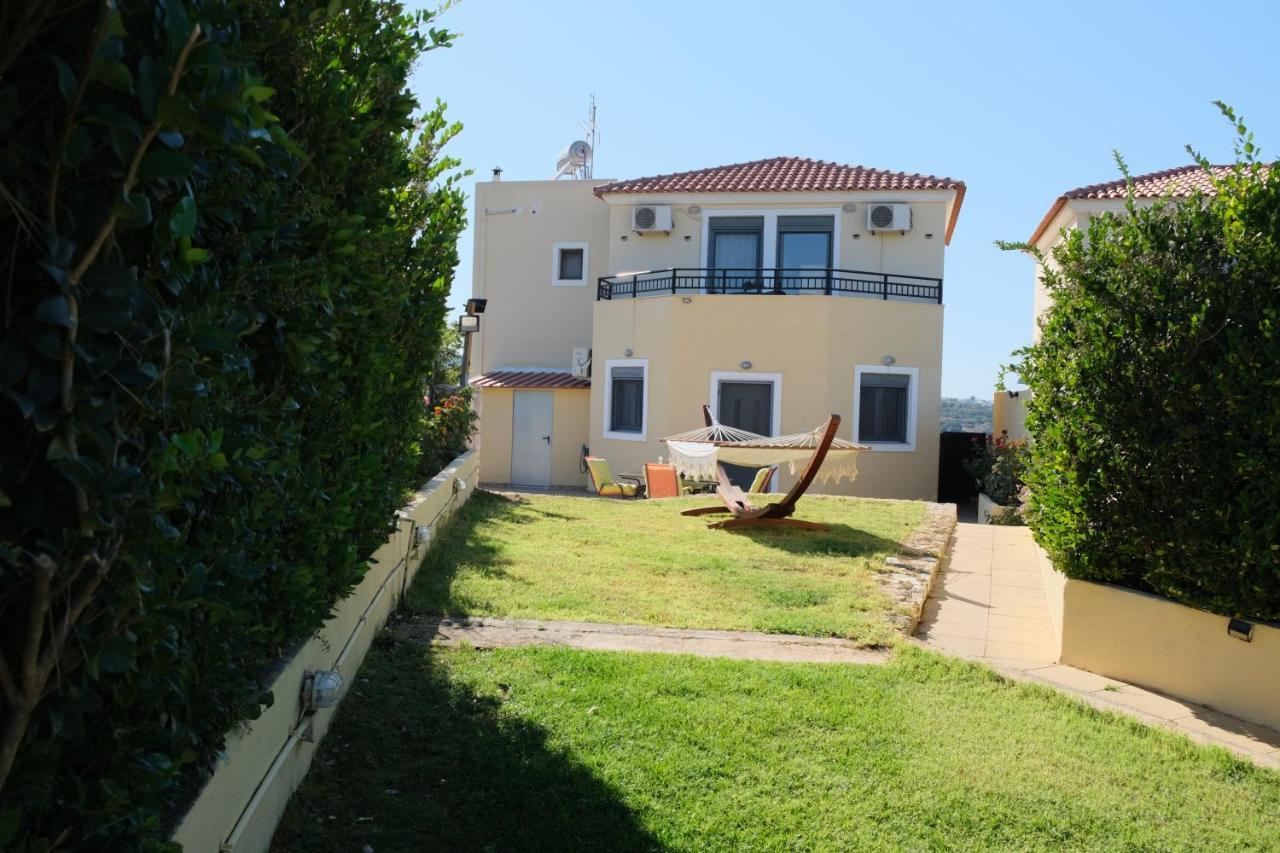 Sunny Hideaway Residence Close To The Nature Argoulidhes Bagian luar foto