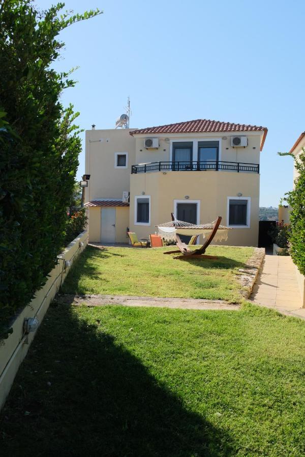 Sunny Hideaway Residence Close To The Nature Argoulidhes Bagian luar foto